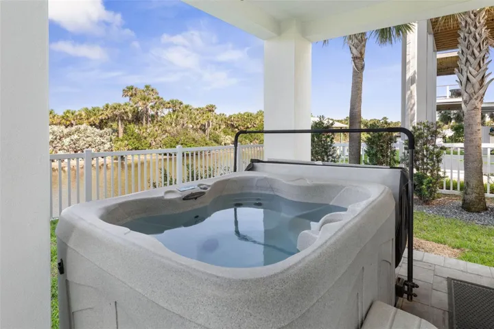 After a sun-soaked beach day or your favorite Florida adventure, sink into the hot tub and let the bubbles handle the rest—your personal paradise awaits.