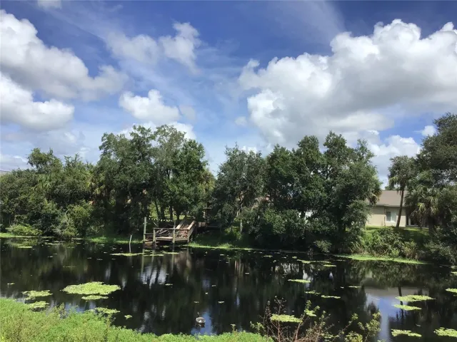 cocoplum waterway
