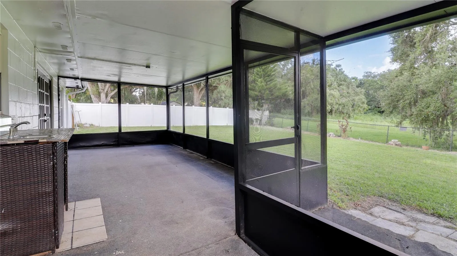 517 Garden Heights Dr, Winter Garden, Florida 34787, 4 Bedrooms Bedrooms, ,2 BathroomsBathrooms,Residential,For Sale,GARDEN HEIGHTS,O6332005
