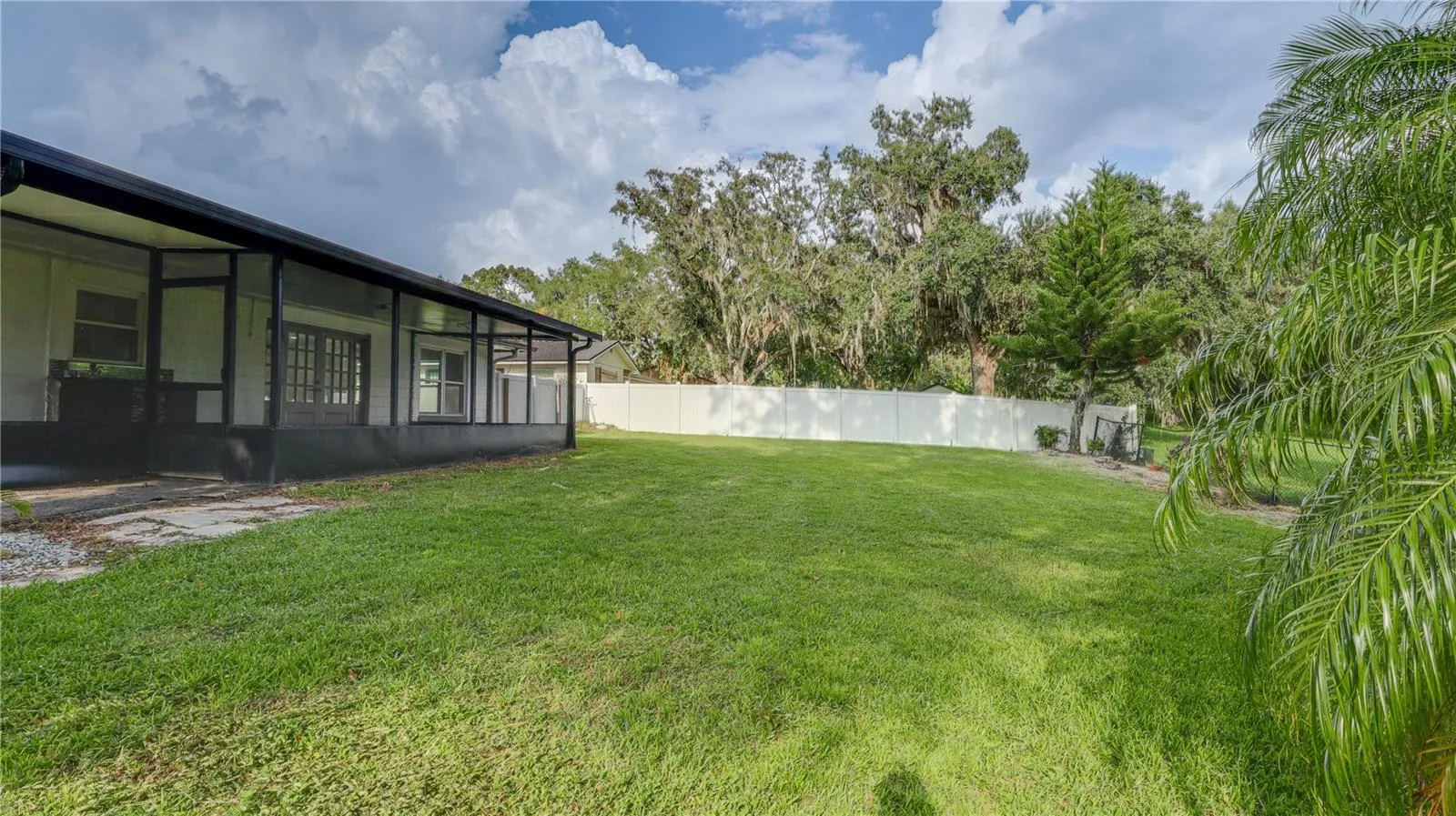 517 Garden Heights Dr, Winter Garden, Florida 34787, 4 Bedrooms Bedrooms, ,2 BathroomsBathrooms,Residential,For Sale,GARDEN HEIGHTS,O6332005