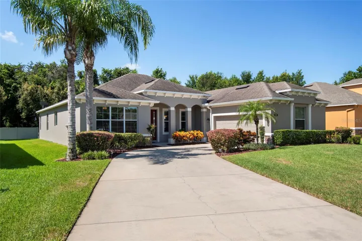 Property located on cul-de-sac with long driveway