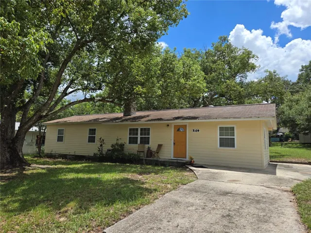 Front View of Cottage
