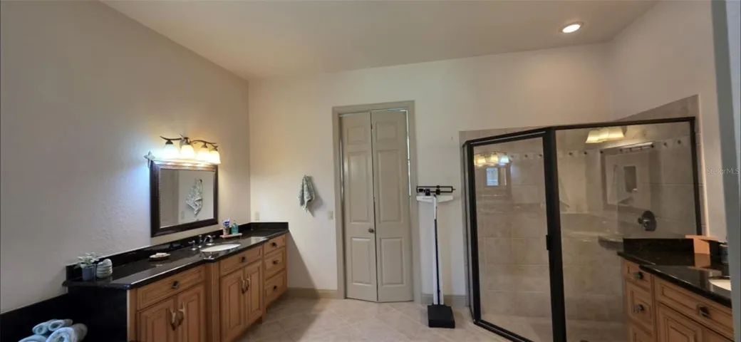 Primary En suite