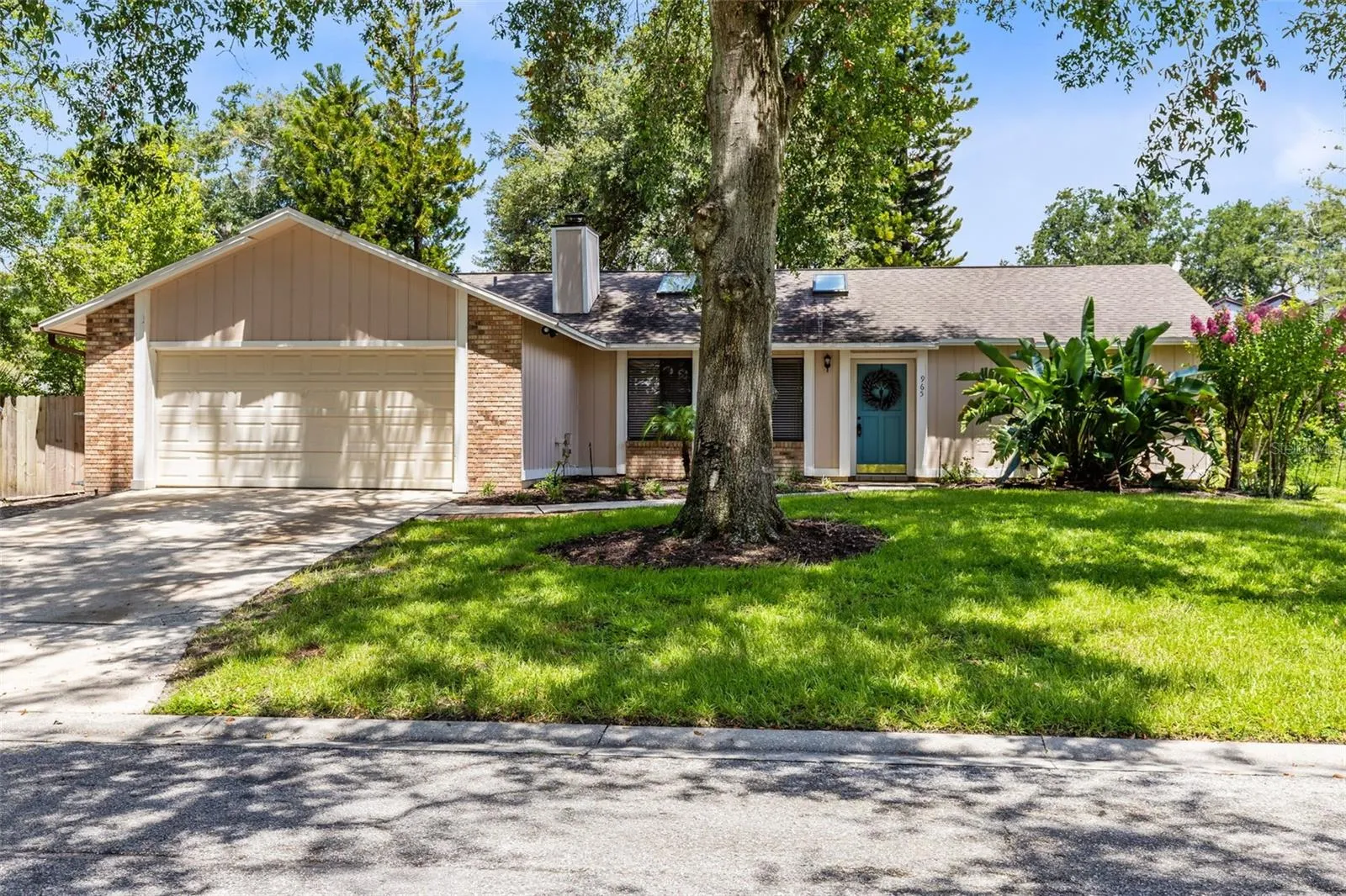 965 Windsong Cir, Apopka, Florida 32703 965 Windsong Cir, Apopka, Florida 32703, 3 Bedrooms Bedrooms, ,2 BathroomsBathrooms,Residential,For Sale,WINDSONG,O6332345