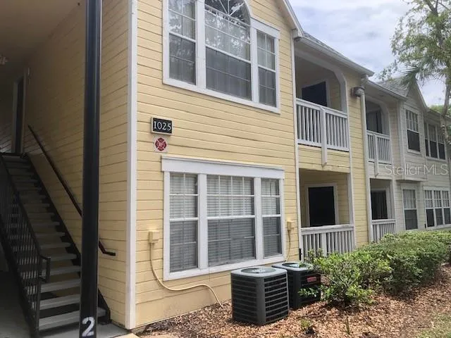 1025 Building apart 2226