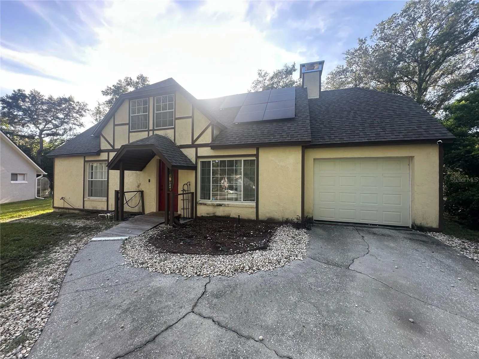 381 S Cobble Ct, Mount Dora, Florida 32757 381 S Cobble Ct, Mount Dora, Florida 32757, 4 Bedrooms Bedrooms, ,2 BathroomsBathrooms,Residential,For Sale,COBBLE,O6332670