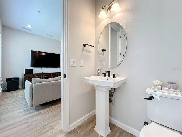 2154 Whitney Marsh Aly, Orlando FL 32804