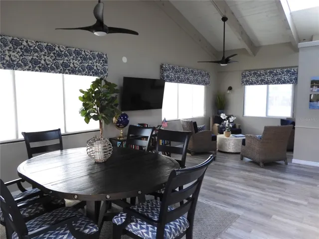 Clubhouse for parties &amp; meetings.