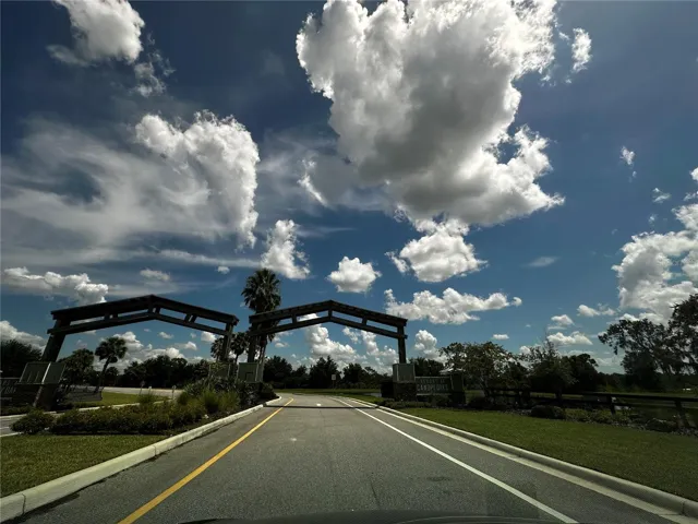 Canopy Oaks Entrance