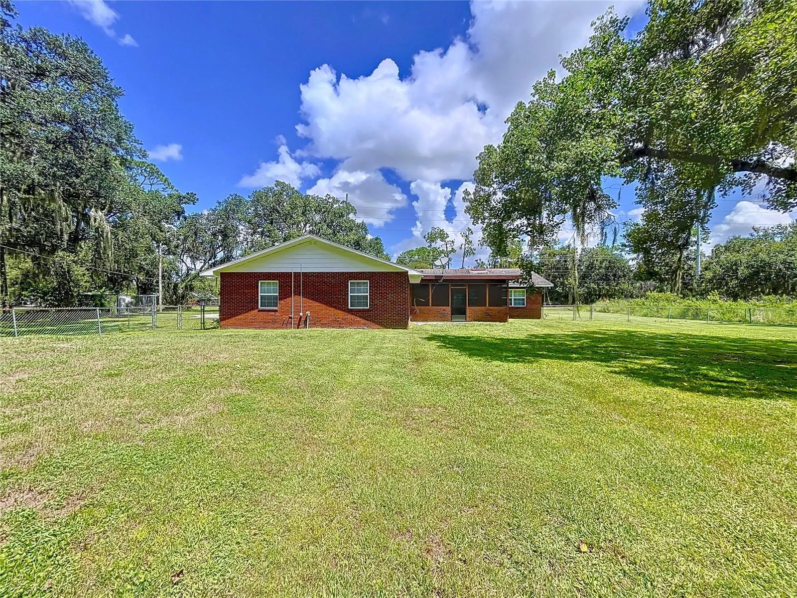 1405 Knights Griffin Rd, Plant City, Florida 33565 — photo 6