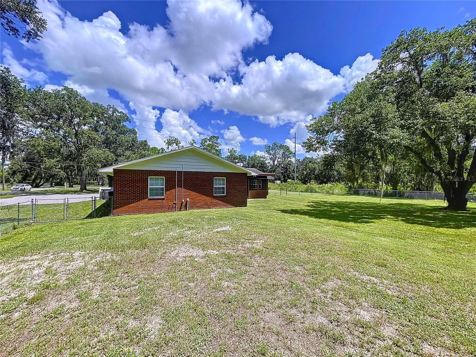 1405 Knights Griffin Rd, Plant City, Florida 33565 — photo 5