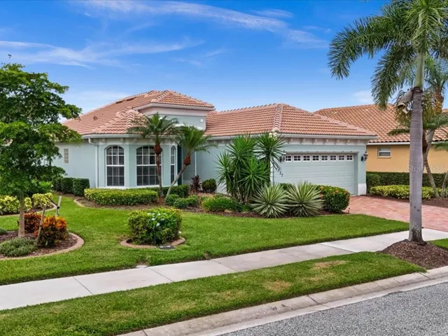 Welcome Home to 3927 Whispering Oaks