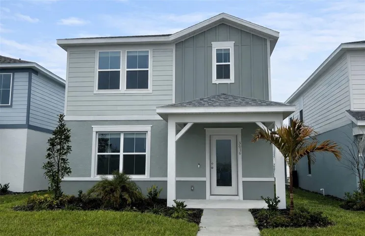 Actual home photo. Colors, finishes, textures and options may appear differently in person due to variations in monitors and viewing devices.