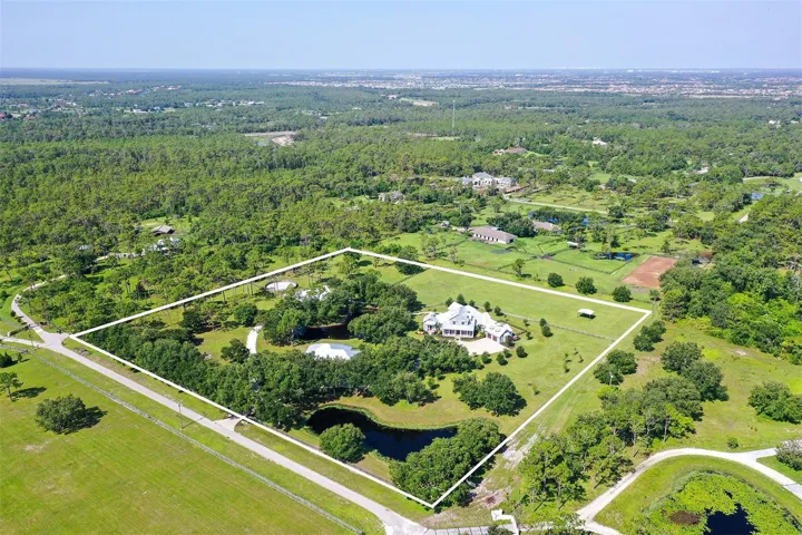 Panther Ridge in East Manatee County offers charming country living with estate-property distinction. Its natural setting evokes 'old Florida' and is vast enough for residents to enjoy horseback riding, elaborate gardens, and complete privacy. Single-family homes are showcased on home sites that encompass from one to twenty acres. Designs vary from 'old Florida' southern estates, contemporary Florida homes to modern country mansions, each adding its own luster to this beautifully conceived estate/equestrian community.