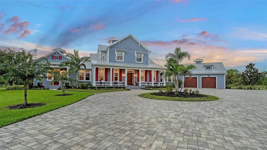 This custom-built smart home seamlessly blends timeless elegance withcutting-edge technology. Designed for discerning buyers, this luxurious residence offers unparalleledcomfort, style, and functionality in every detail. From its robust foundation to its sophisticated interiors,every feature has been meticulously crafted to elevate modern living.