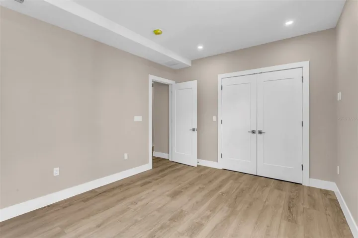 Bedroom 4 w/ensuite bathroom
