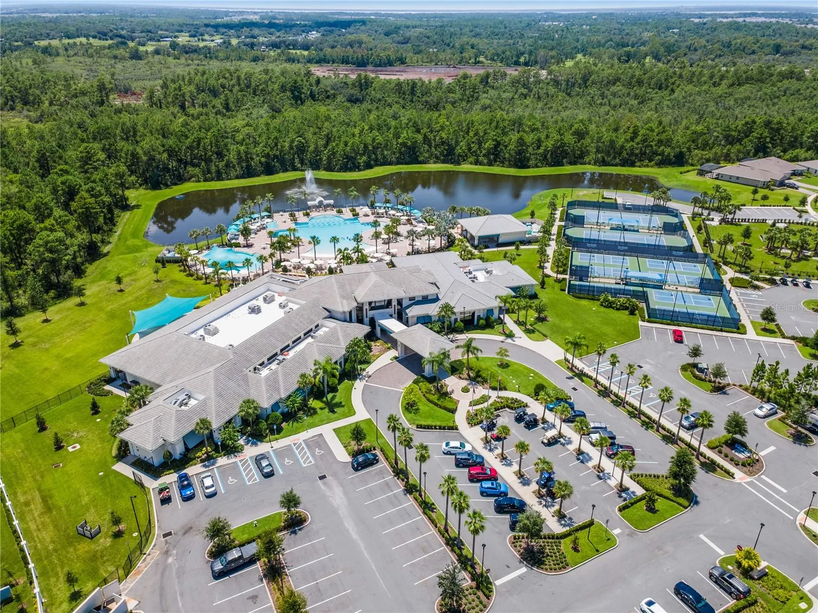 huge nearby amenity center