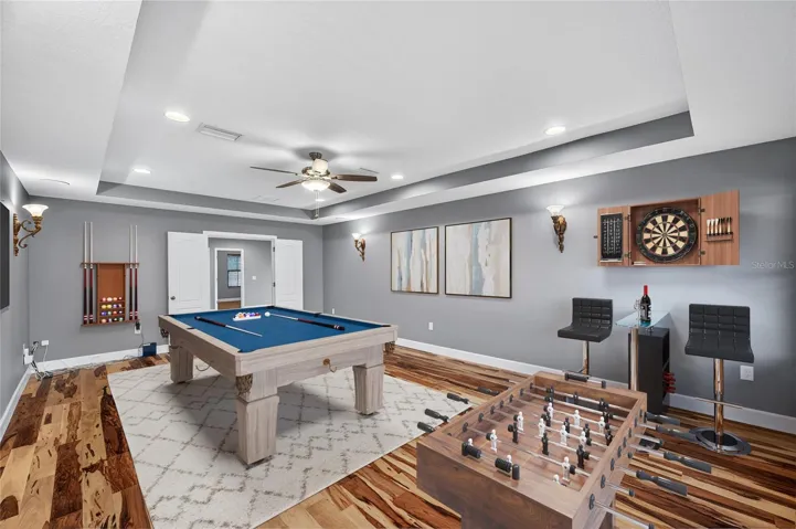 Staged Gameroom/Media