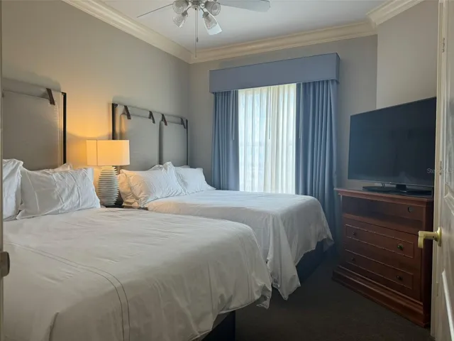 Guest bedroom