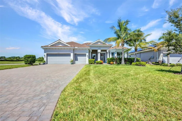 Oversized corner lot!