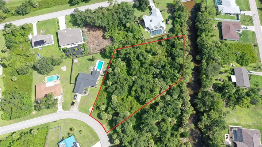 284 Hinton St - 0.82 /Acre