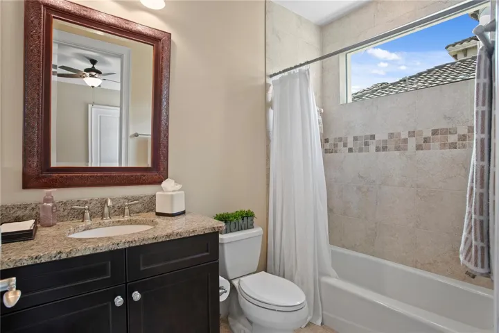 Bed 2 Bathroom