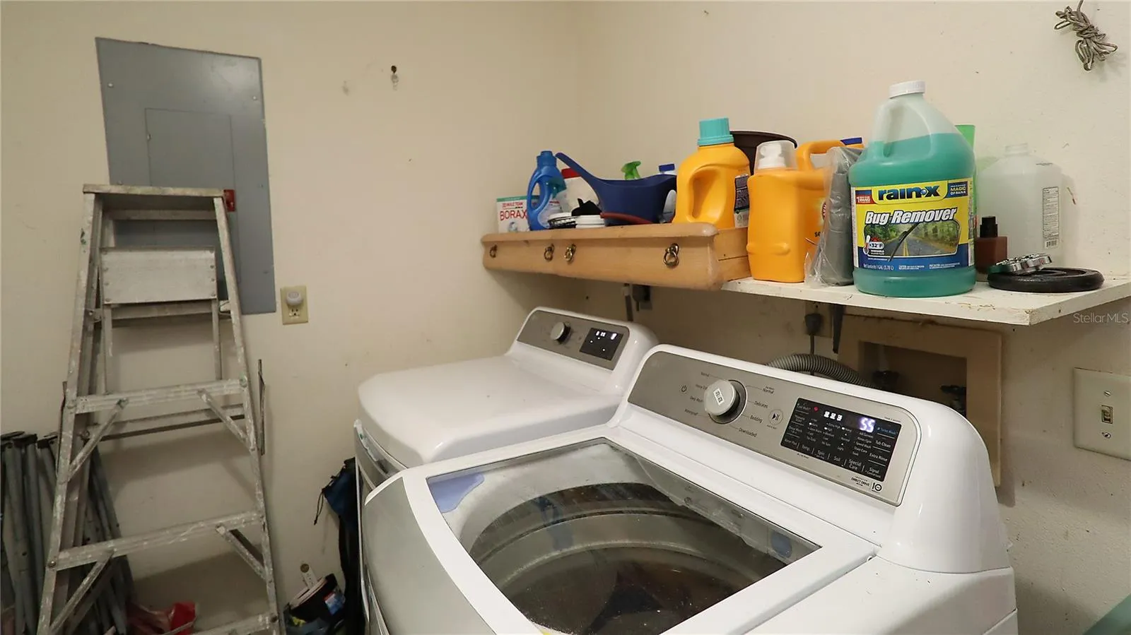 Inside laundry...