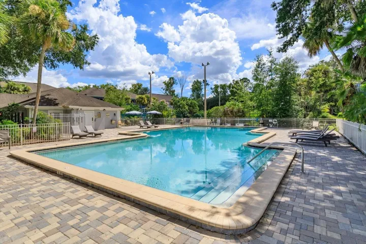 Community pool