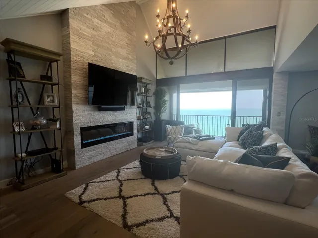 3 full bedrooms and 3 full Bathrooms