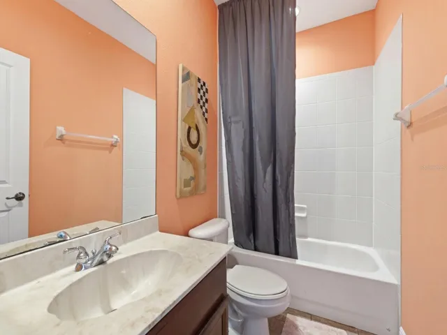 3rd Bathroom upstairs