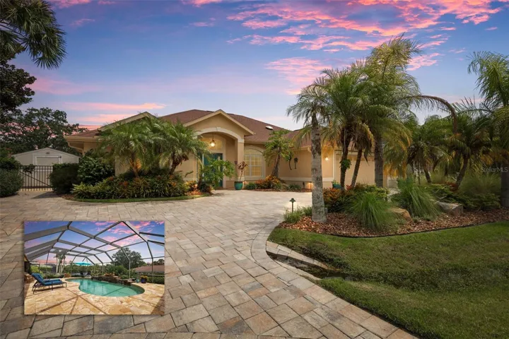 Welcome to your water front Paradise!