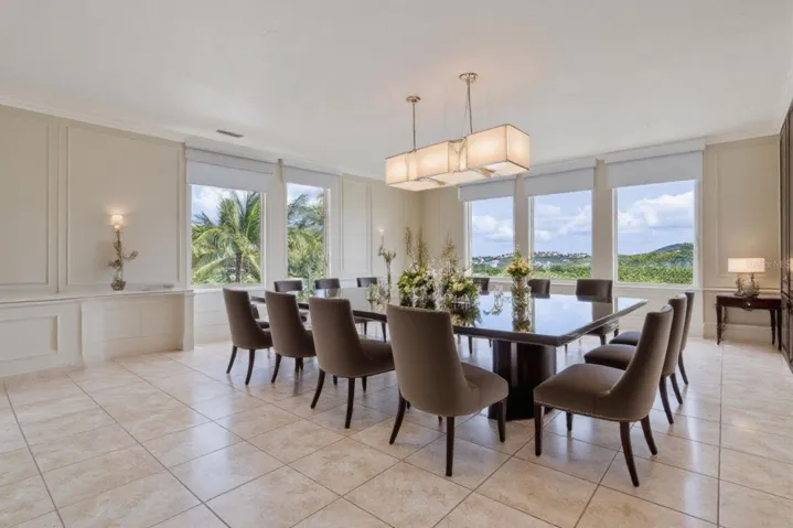 VIRTUAL STAGING