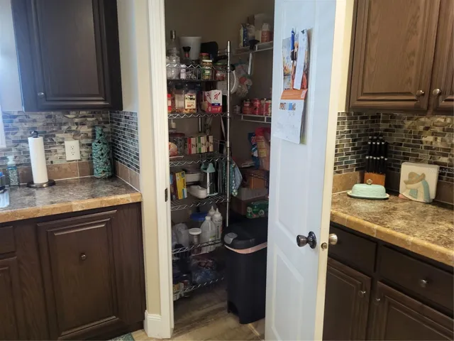 Walk in pantry