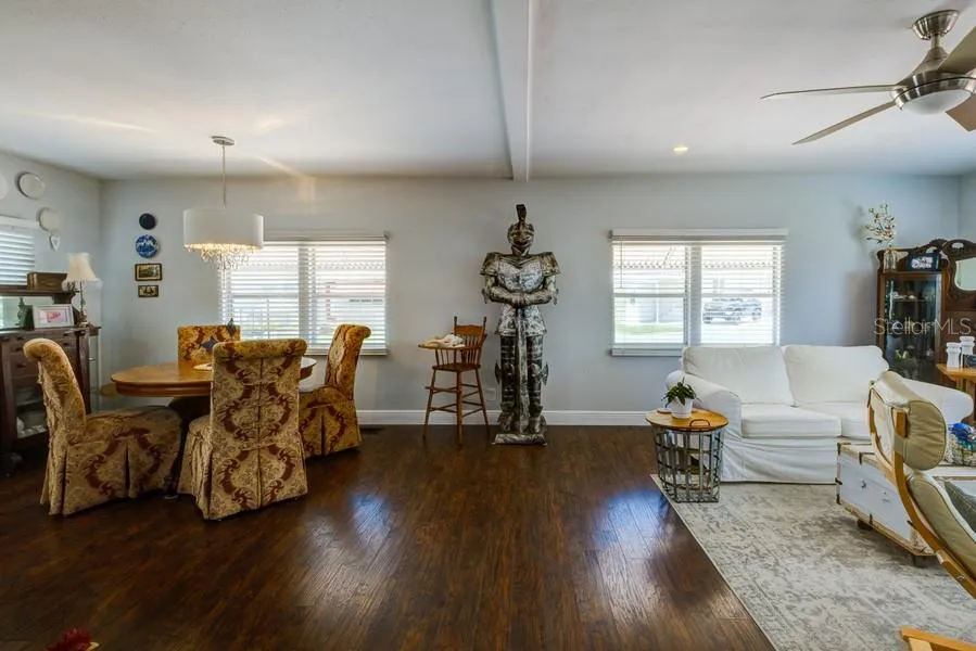 LIGHT FILLED LIVING AND DINING WITH SEAMLESS FLOW