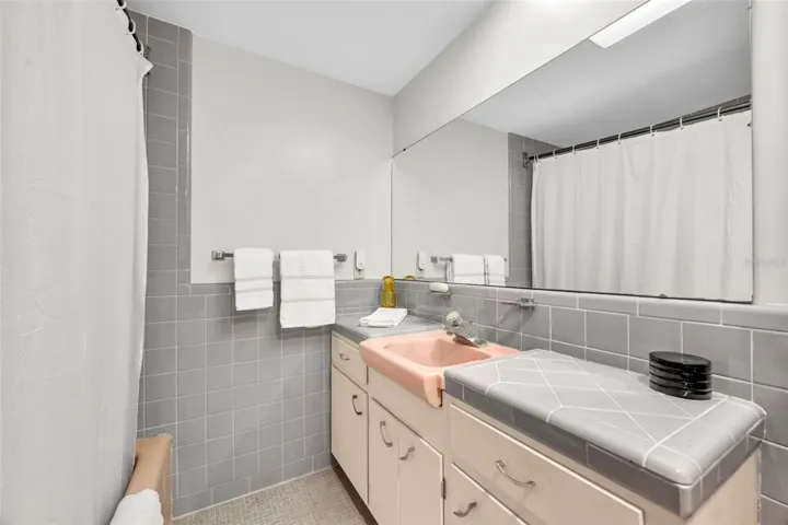 Original bath with retro tile