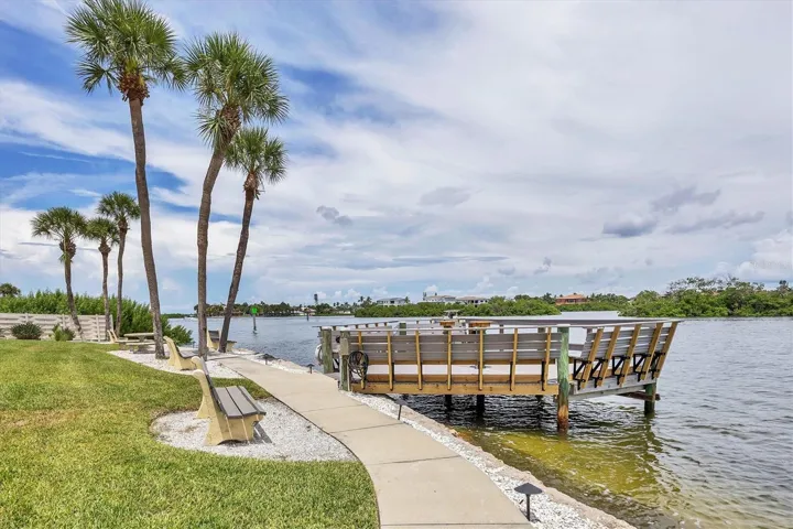 Gathering dock...bring a glass of wine!