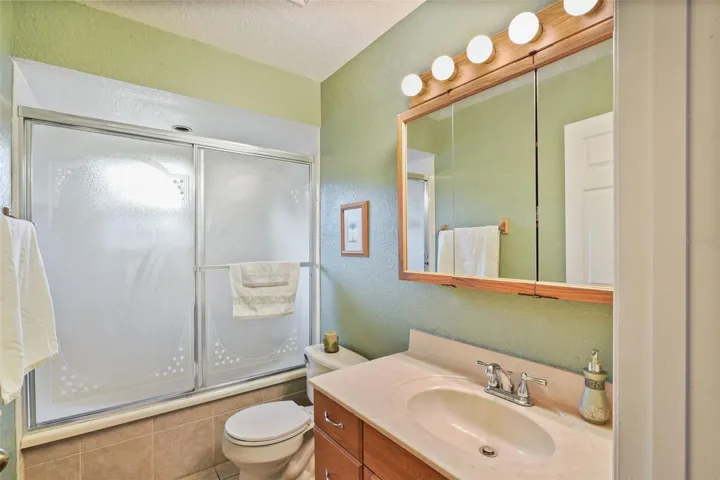 Second floor Guest Bathroom