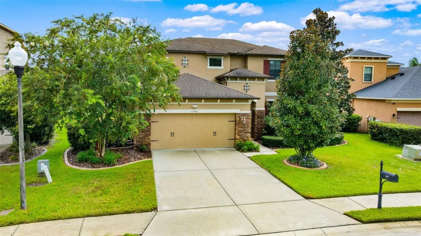 Beautiful Home inside and out !