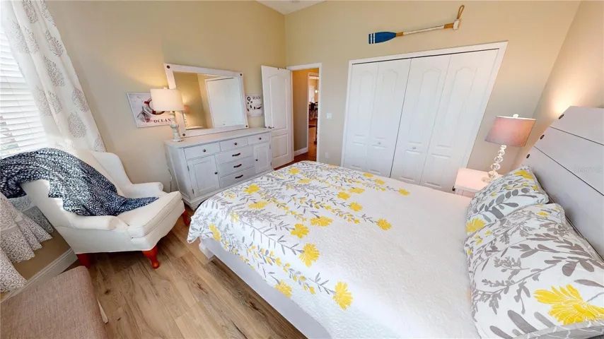 Guest Bedroom- Double closet