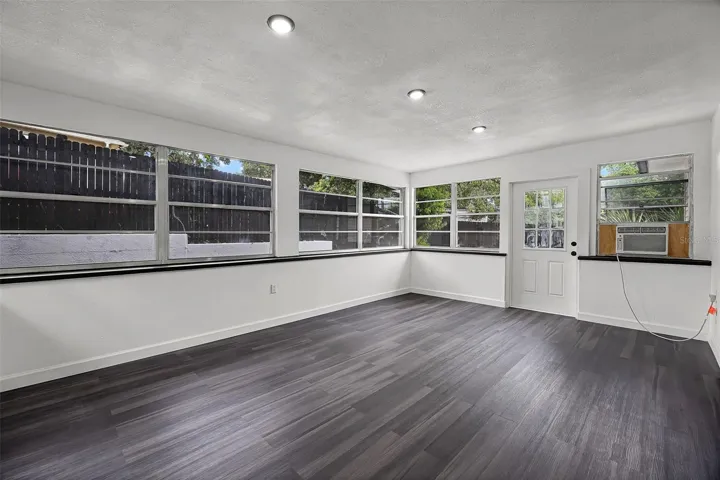Bonus room