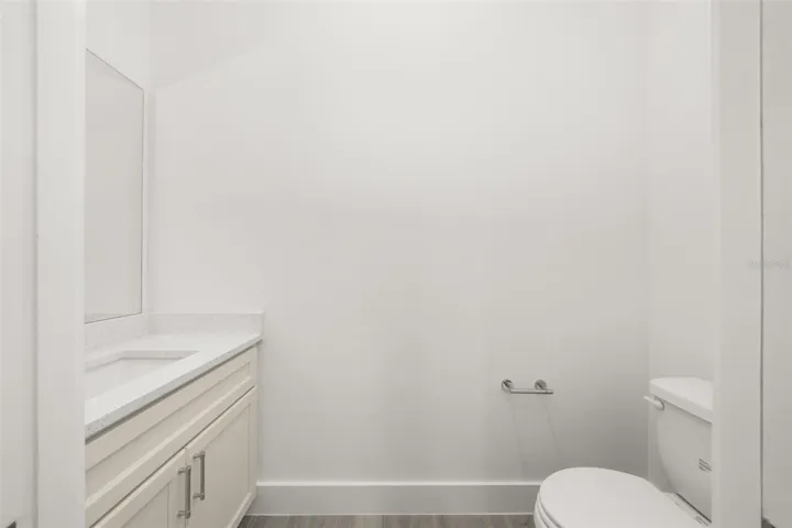 1/2 bath