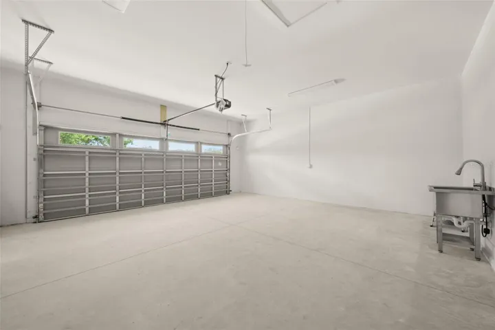 garage