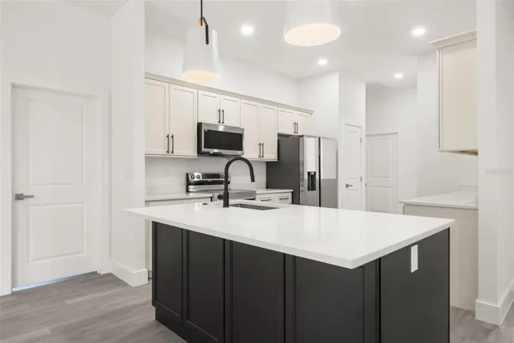 Kitchen island