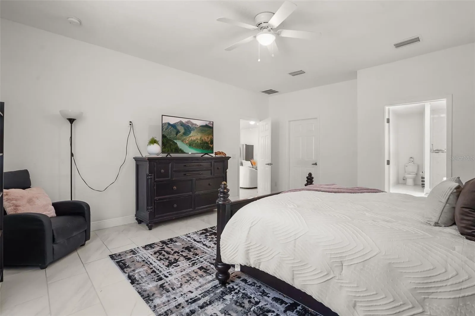 PRIMARY BEDROOM