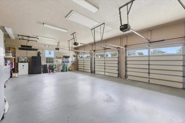 3 Car Garage