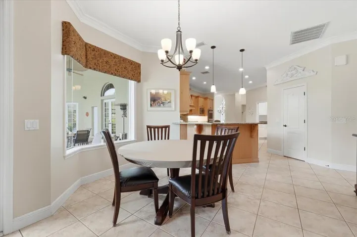 Eat In Kitchen