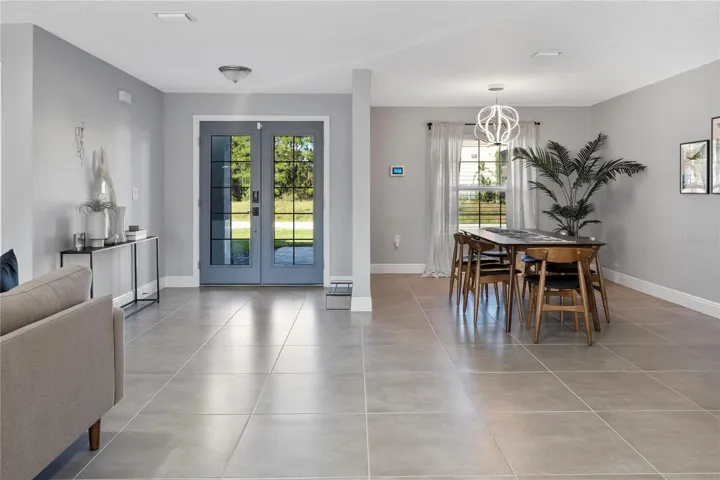 FOYER