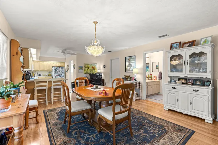 dining/kitchen