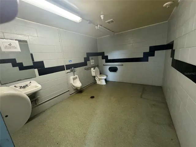 1170