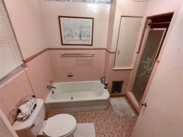 Guest Bathroom 1
